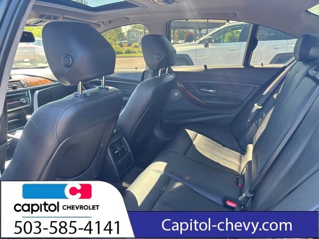 Used 2013 BMW 328i Sedan RWD image 17