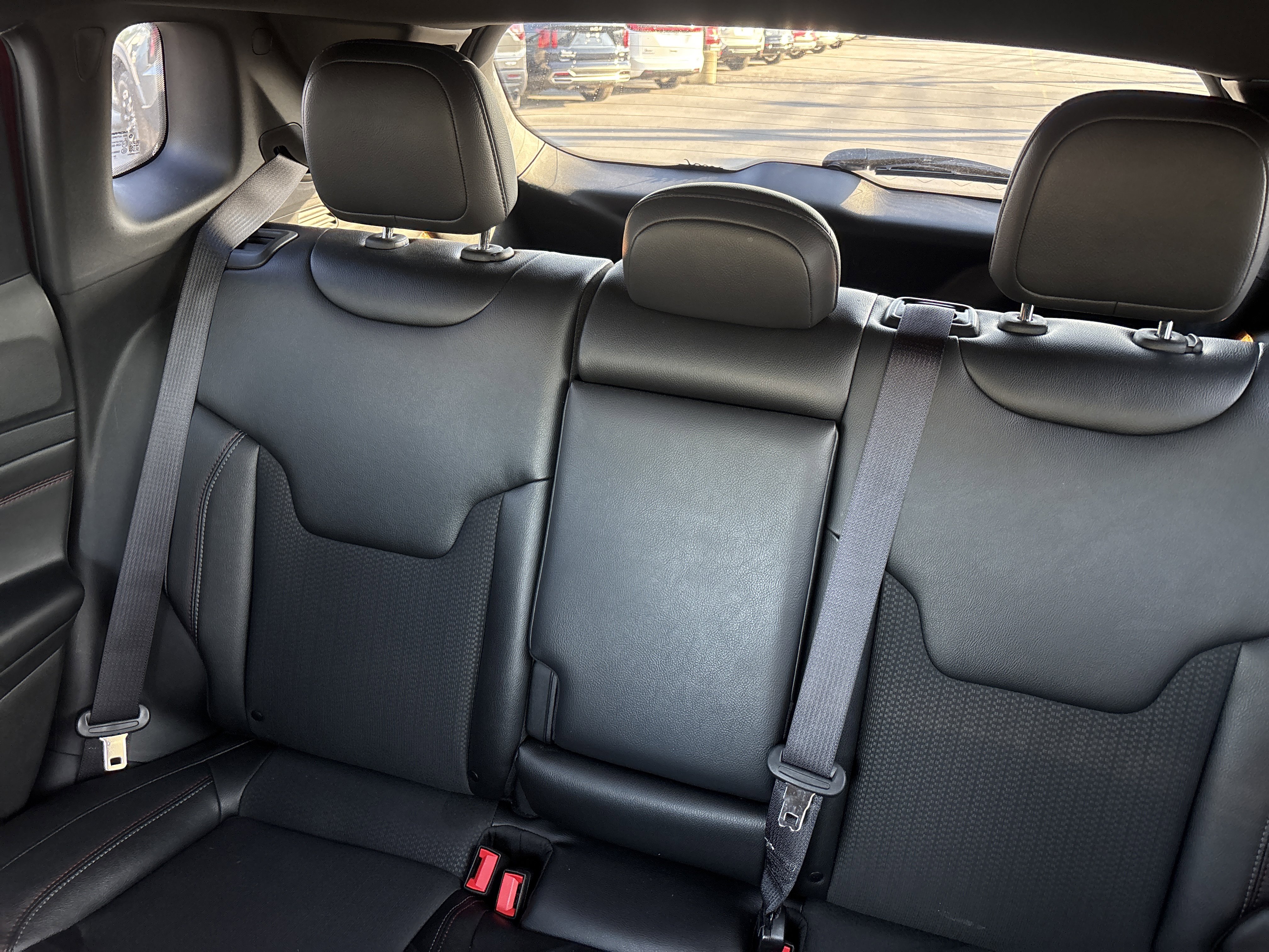 Used 2025 Jeep Compass Trailhawk AWD/4WD image 13