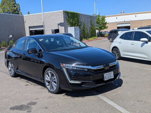 Used 2018 Honda Clarity Plug-In Hybrid image 3