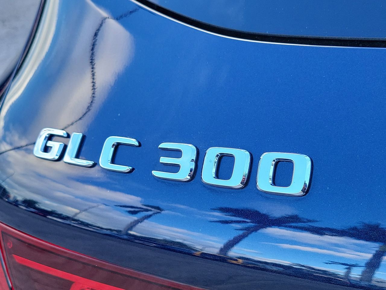 Used 2022 Mercedes-Benz GLC 300 image 7