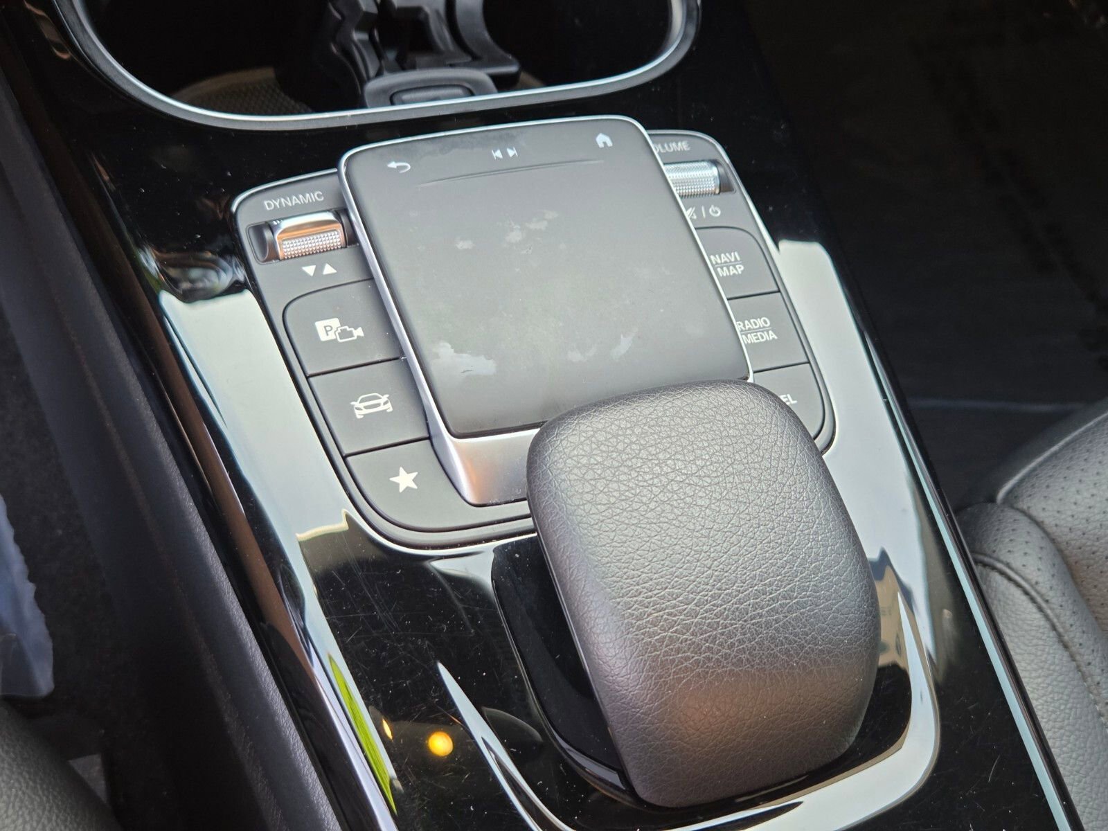 Used 2022 Mercedes-Benz CLA 250 image 23