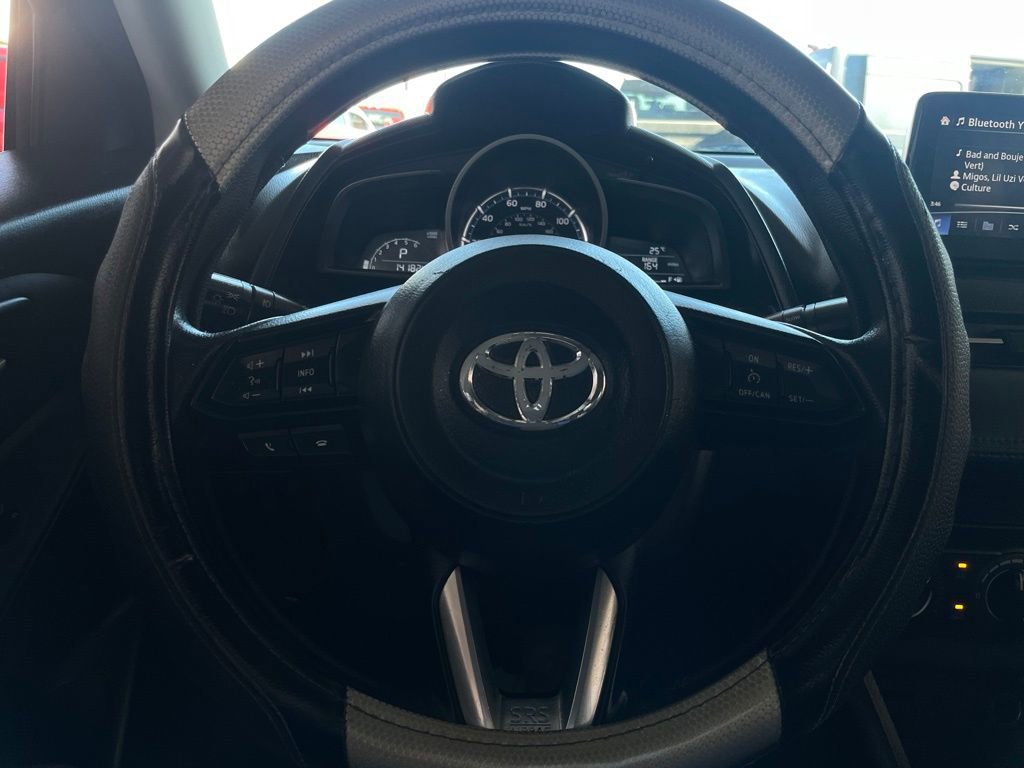 Used 2019 Toyota Yaris LE FWD image 24