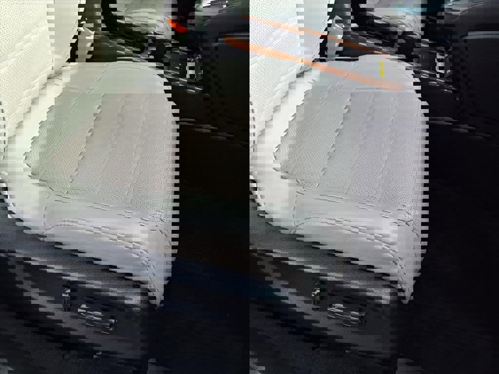 Used 2022 Honda CR-V Touring image 19