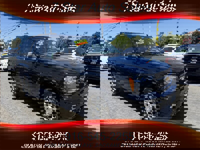 Used 2009 Chevrolet TrailBlazer LT w/ Cargo Convenience Package image 1