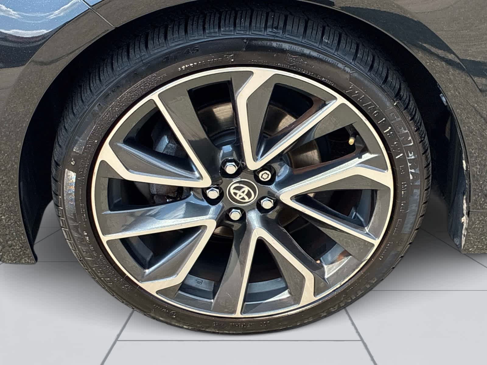 Used 2021 Toyota Corolla SE w/ Carpet Mat Package (TMS) FWD image 12