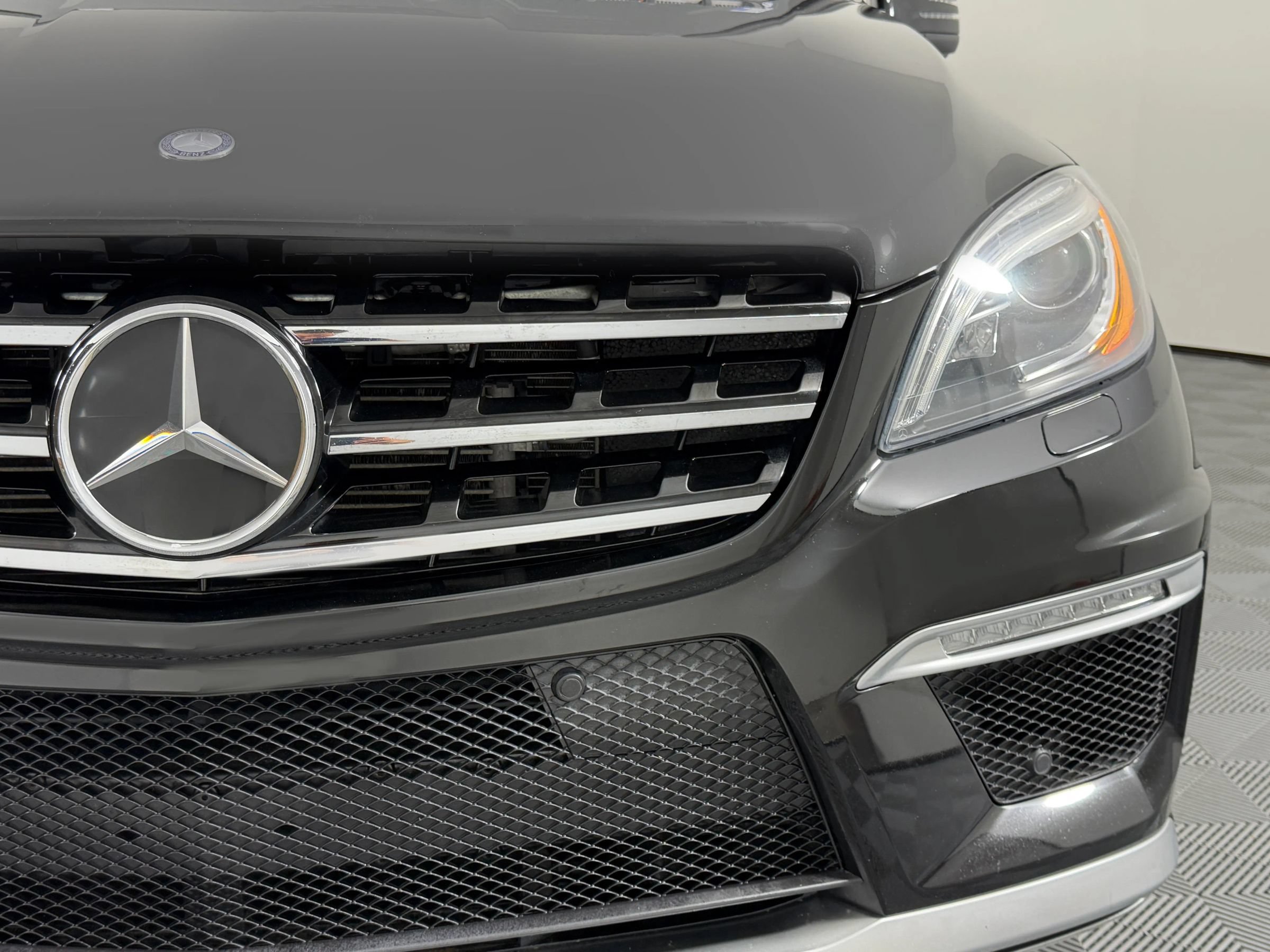 Used 2013 Mercedes-Benz ML 63 AMG 4MATIC image 5