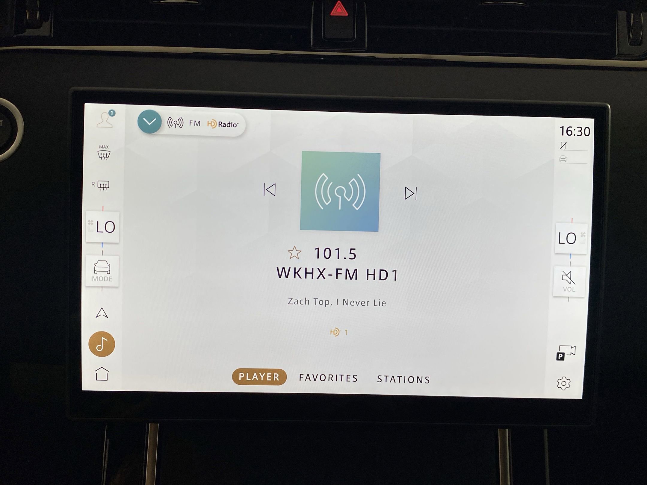 Certified 2026 Land Rover Range Rover Evoque S AWD/4WD image 22