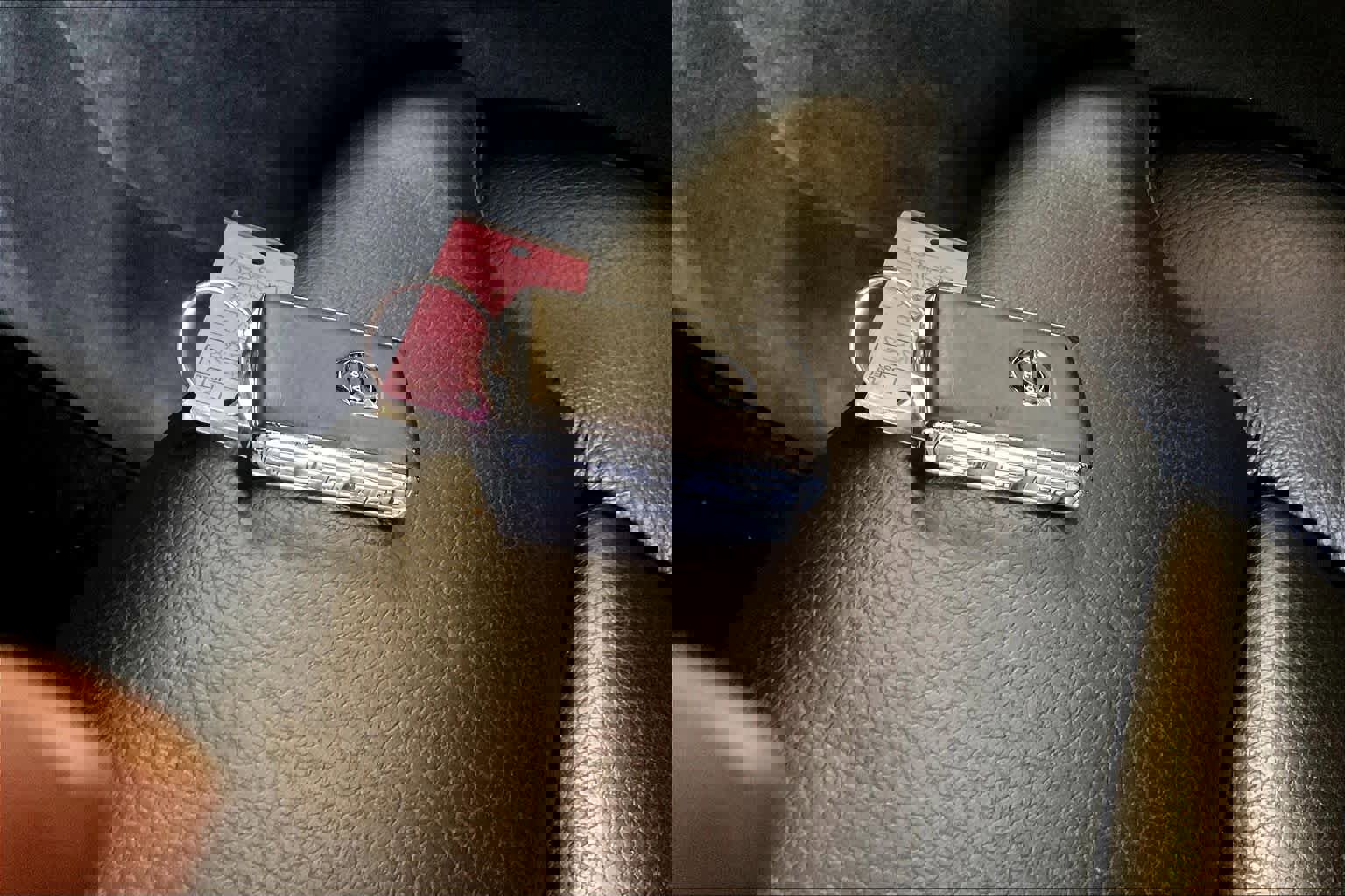 Used 2018 Volvo XC60 T5 Inscription w/ Convenience Package image 13