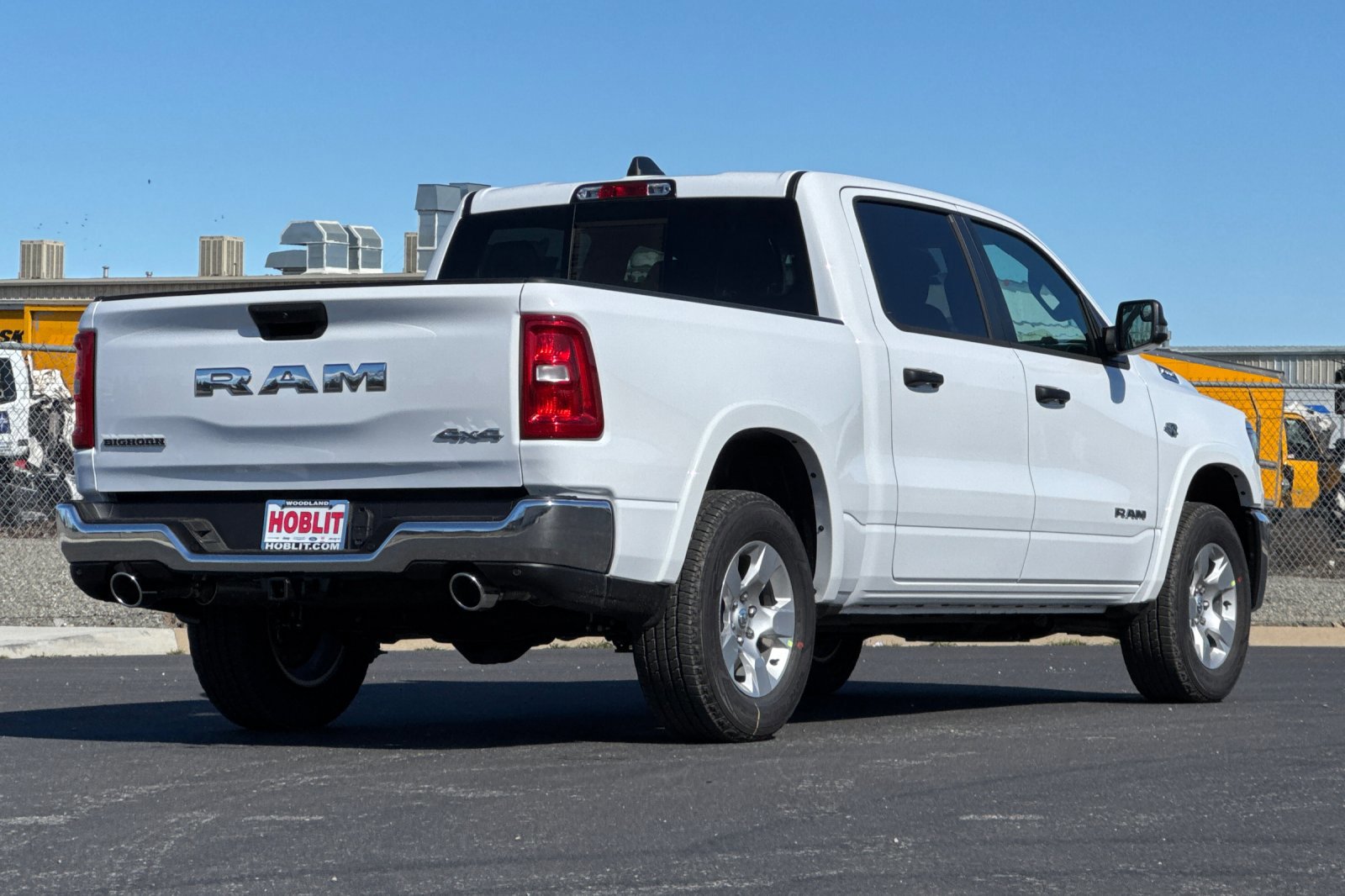 New 2026 RAM 1500 4x4 Crew Cab image 3