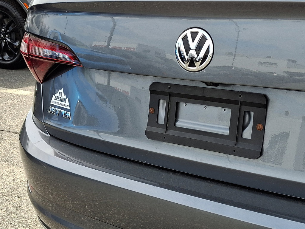 Used 2020 Volkswagen Jetta R-Line FWD image 15