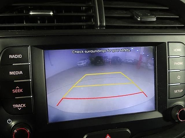 Used 2020 Kia Soul LX image 8