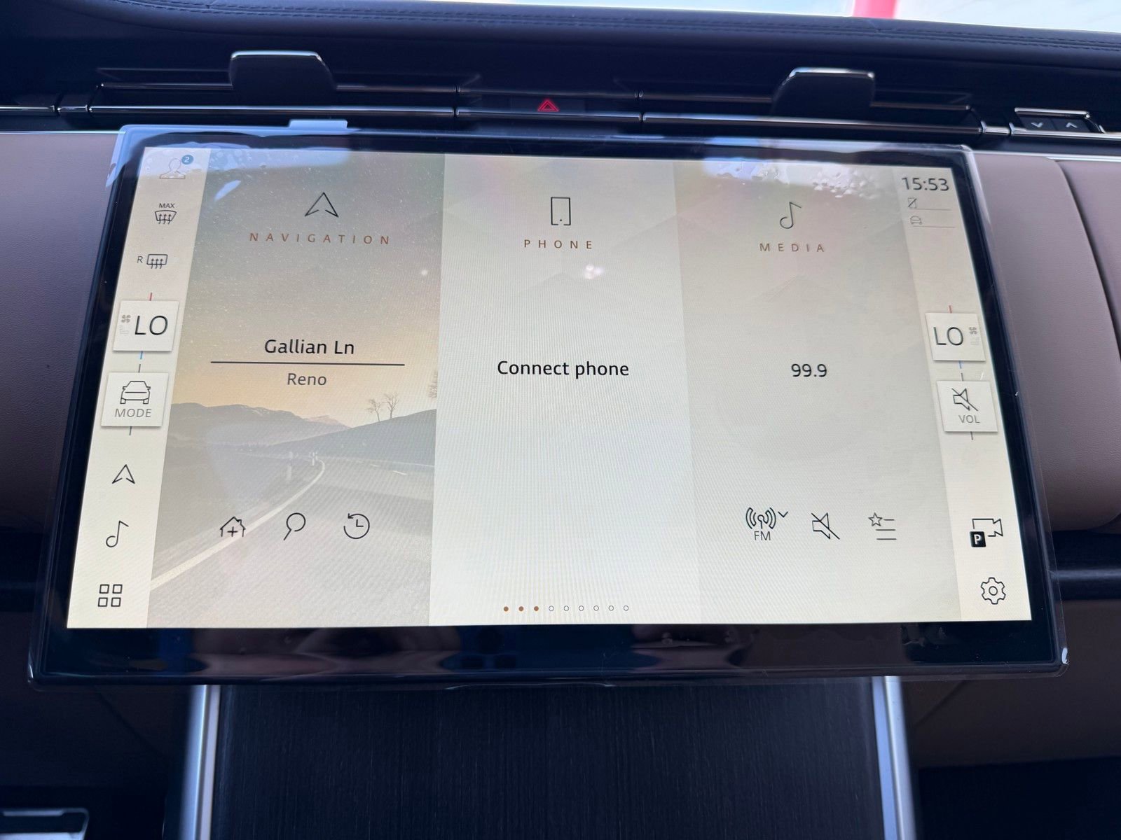 New 2026 Land Rover Range Rover Long Wheelbase SE image 14