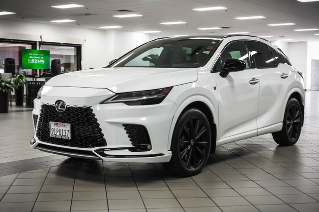 Used 2024 Lexus RX 500h F Sport w/ Convenience Package image 3