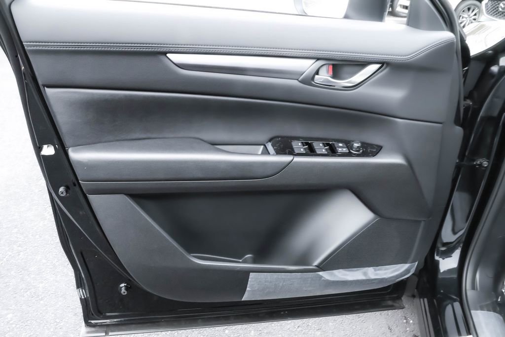 New 2025 MAZDA CX-5 AWD 2.5 S w/ Preferred Package image 31