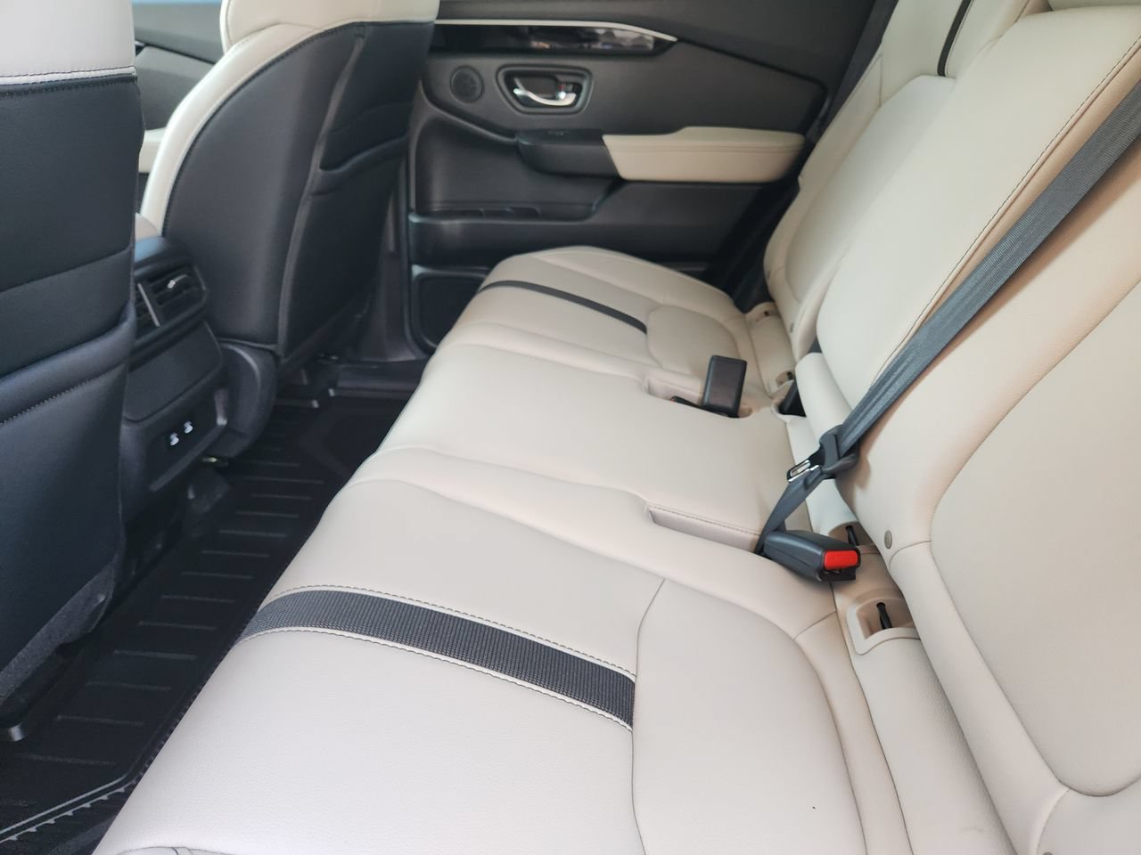 Certified 2026 Honda Passport RTL image 28
