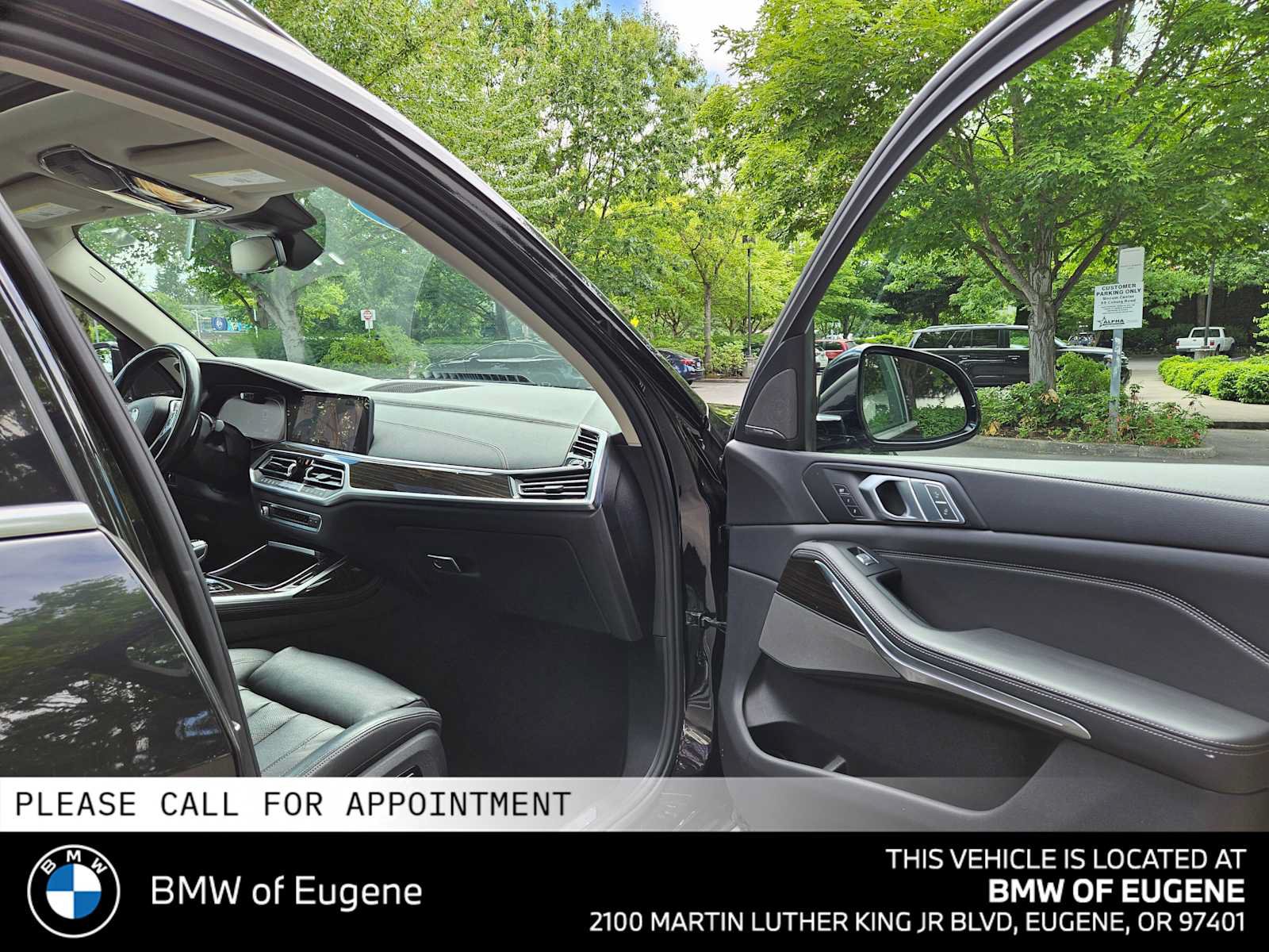 Used 2019 BMW X7 xDrive50i w/ Cold Weather Package AWD/4WD image 10