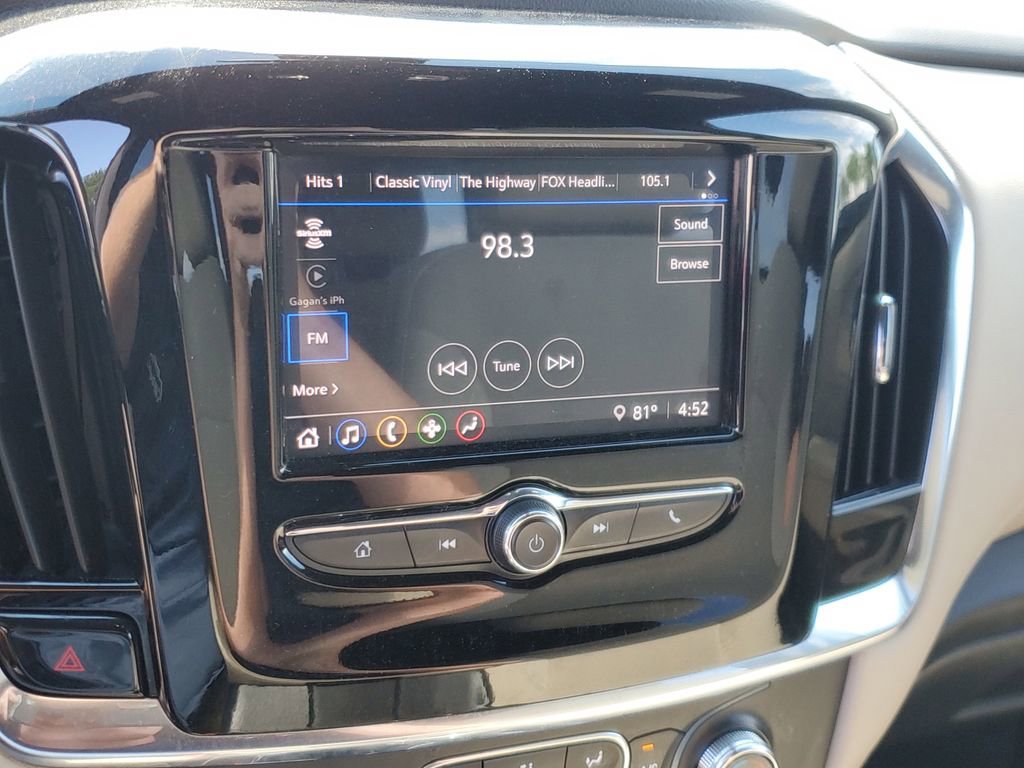 Used 2023 Chevrolet Traverse LS AWD/4WD image 23