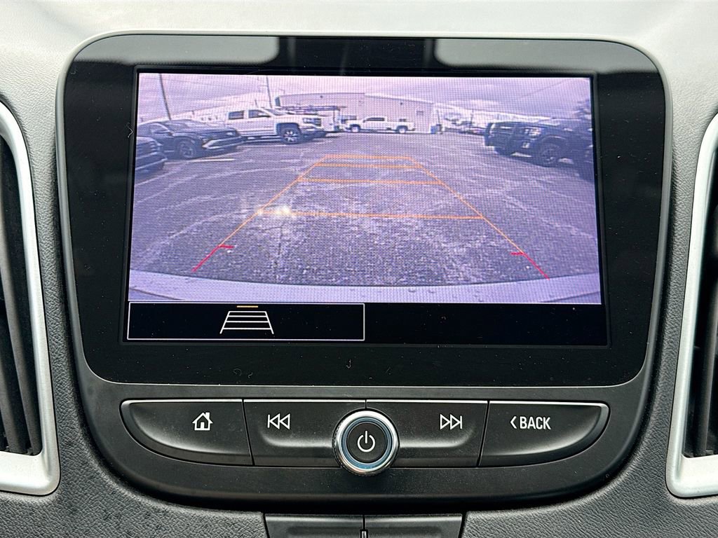 Used 2022 Chevrolet Malibu LT image 13