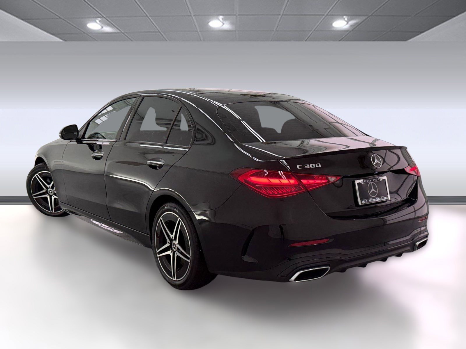 Used 2023 Mercedes-Benz C 300 Sedan image 2