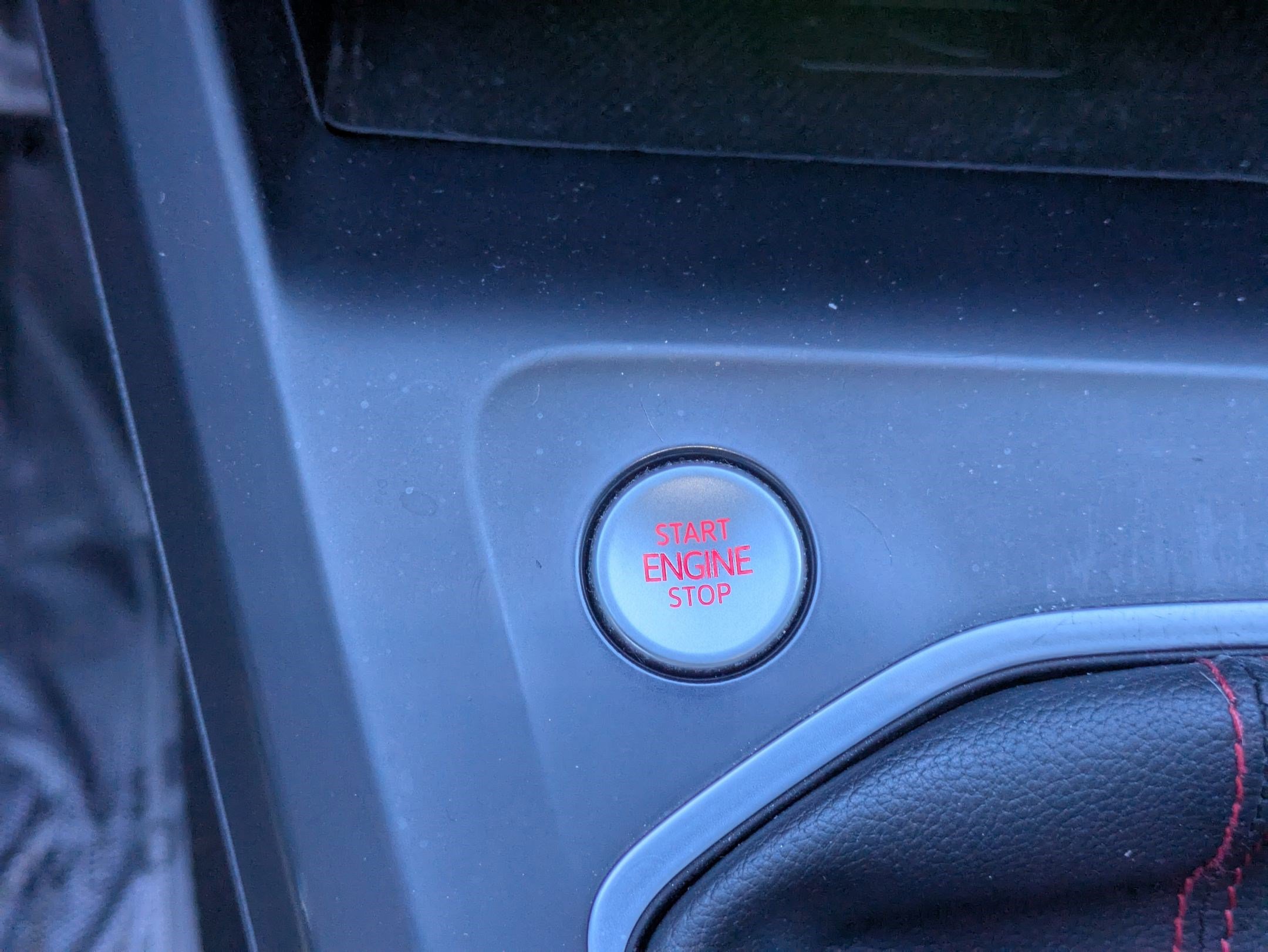 Used 2022 Volkswagen GTI SE FWD image 20