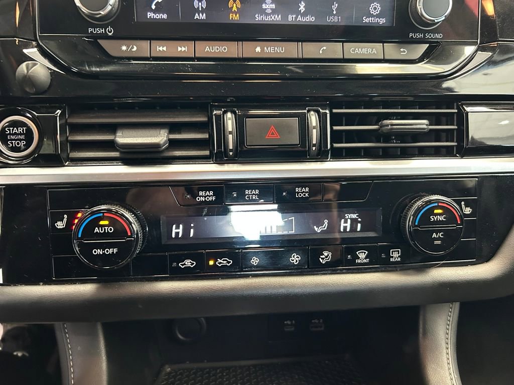 Used 2022 Nissan Pathfinder SV w/ SV Premium Package image 18