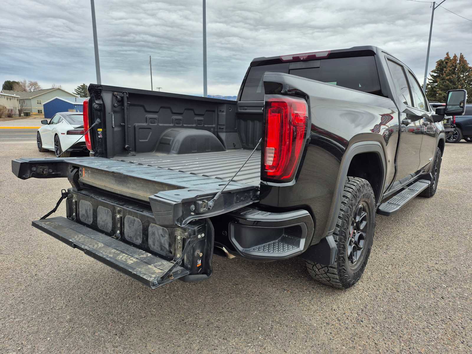 Used 2020 GMC Sierra 1500 AT4 w/ AT4 Premium Package image 5