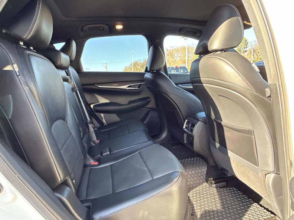 Certified 2022 INFINITI QX50 Luxe w/ Appearance Package image 20