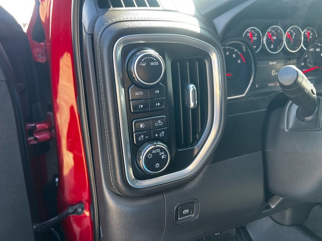 Used 2021 Chevrolet Silverado 1500 RST image 24