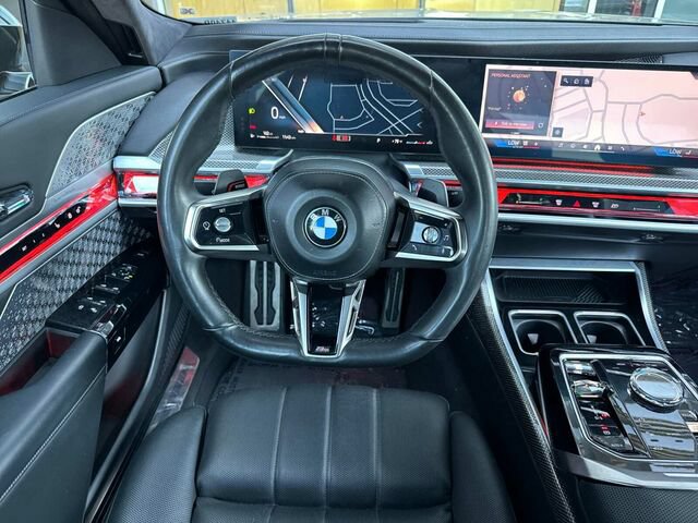 Used 2023 BMW 760i xDrive w/ Executive Package AWD/4WD image 16