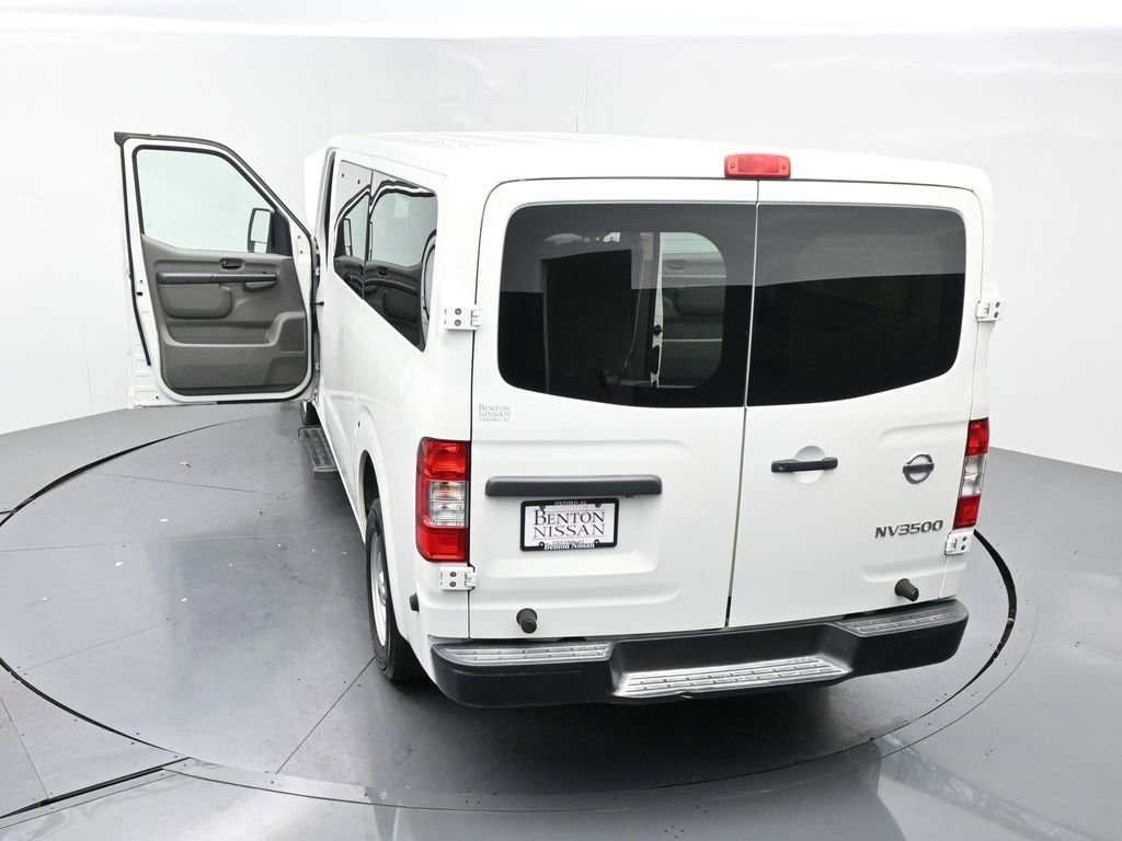 Used 2018 Nissan NV 3500 S RWD image 26