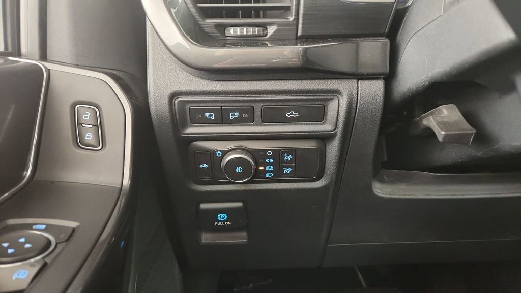 Used 2021 Ford F150 XLT w/ Equipment Group 302A High image 25