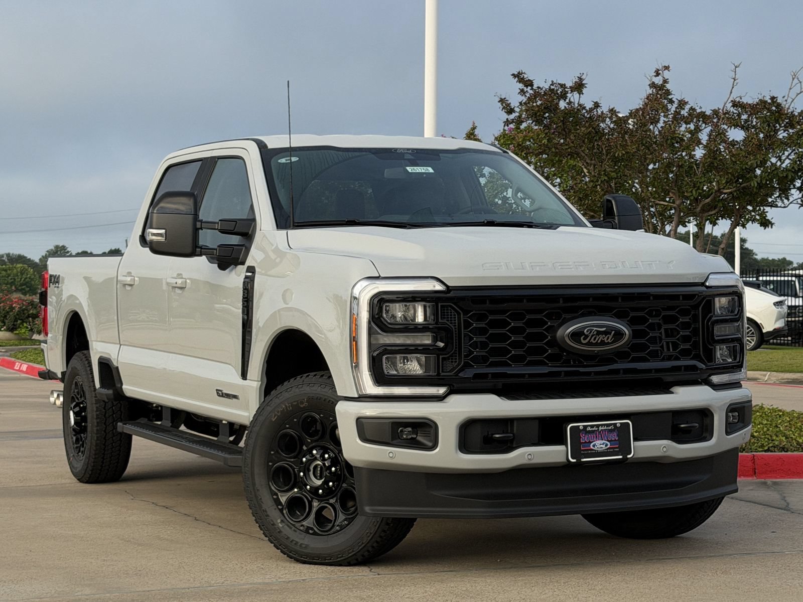 New 2026 Ford F350 Lariat w/ Black Appearance Package AWD/4WD image 2