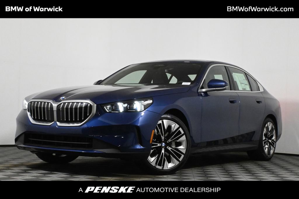 Used 2026 BMW 530i xDrive w/ Premium Package image 1