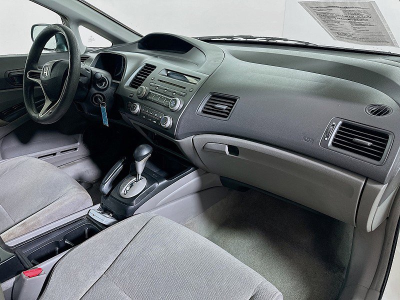 Used 2010 Honda Civic DX-VP image 25