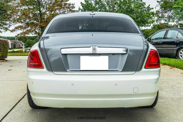 Used 2015 Rolls-Royce Ghost image 7