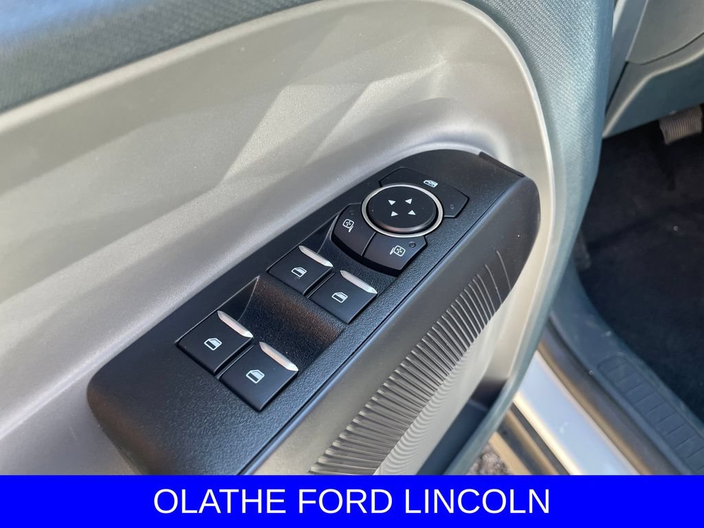 New 2025 Ford Maverick XLT w/ XLT Luxury Package AWD/4WD image 16