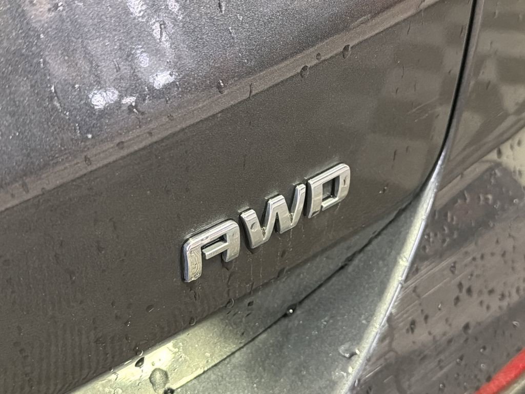 Used 2020 Chevrolet Equinox LS image 7