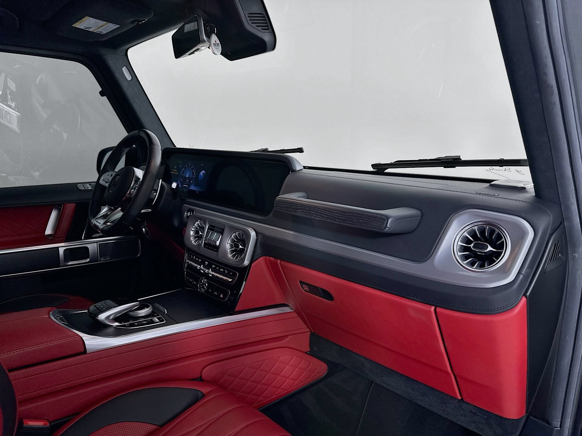 Certified 2021 Mercedes-Benz G 63 AMG 4MATIC image 32