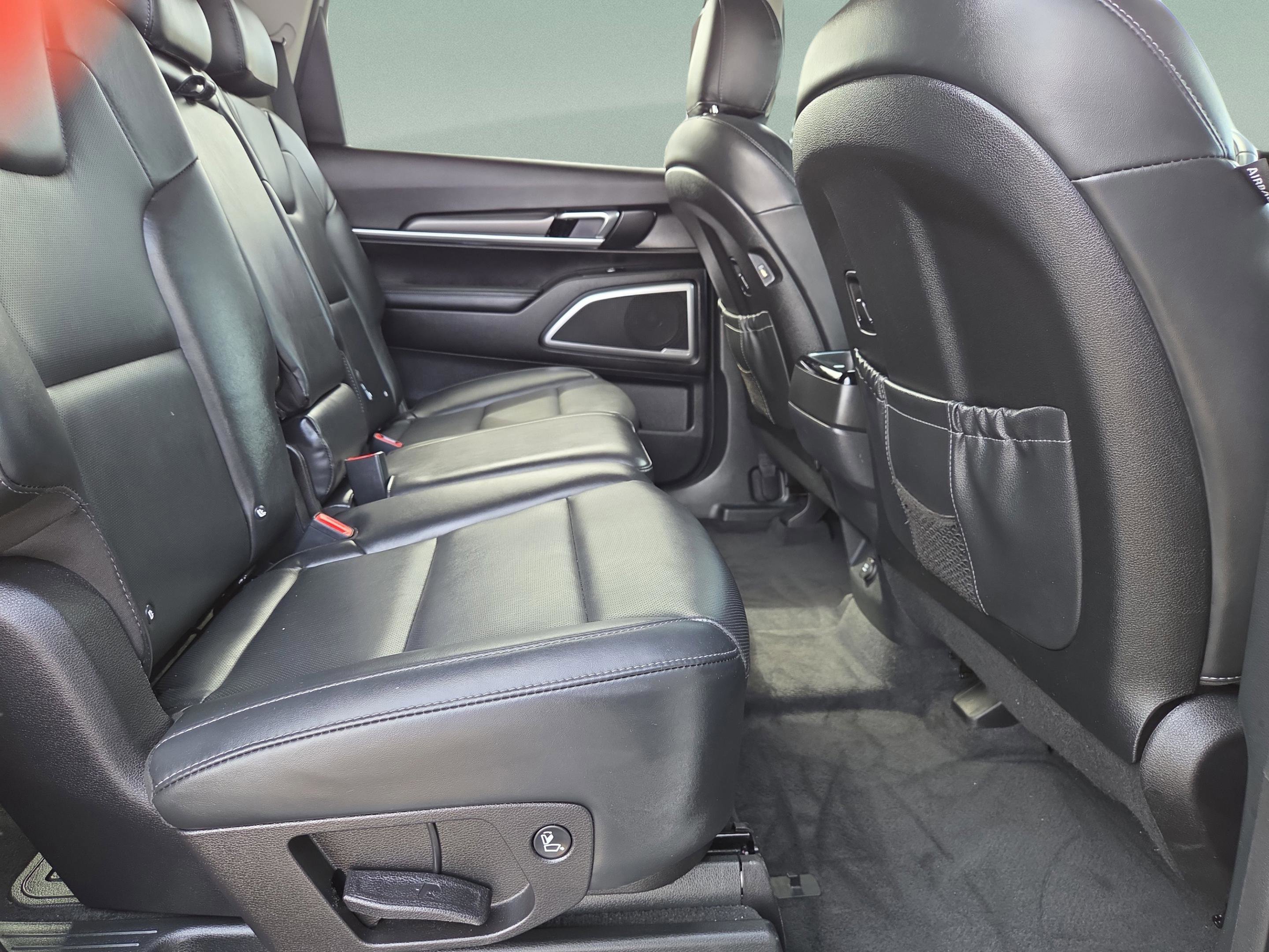 Used 2020 Kia Telluride LX image 35