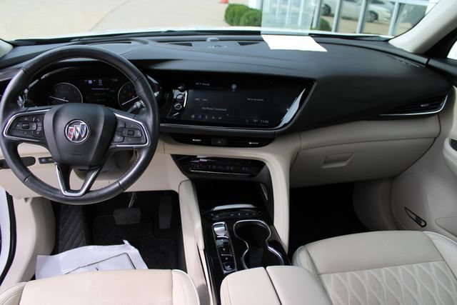 Used 2022 Buick Envision Avenir w/ Technology Package II FWD image 29
