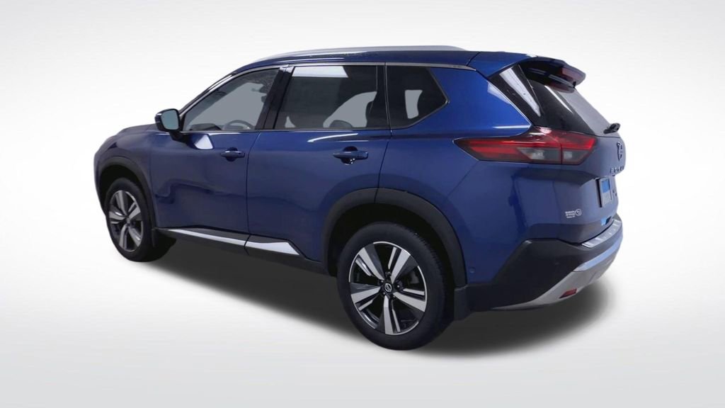 Used 2021 Nissan Rogue Platinum image 6