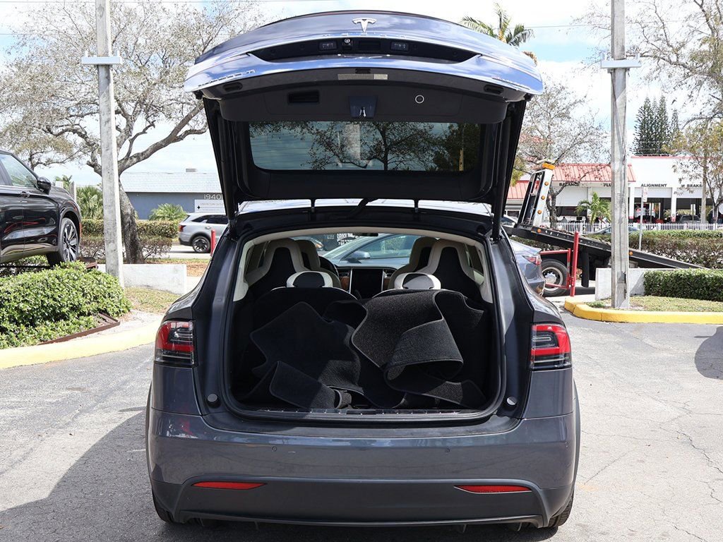 Used 2017 Tesla Model X P100D image 19