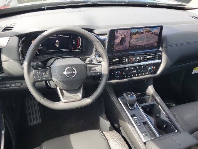 New 2026 Nissan Pathfinder SL FWD image 10