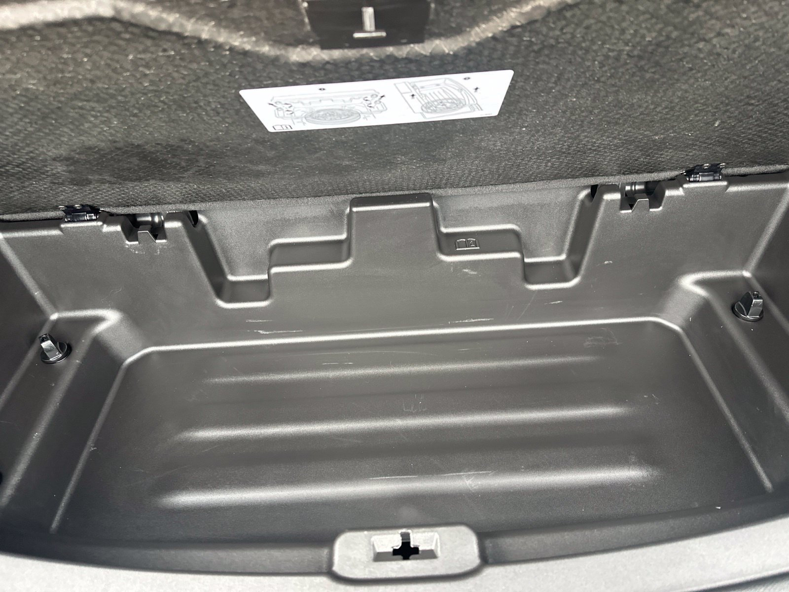 Used 2021 Buick Enclave Premium w/ Surround and Sites Package AWD/4WD image 32