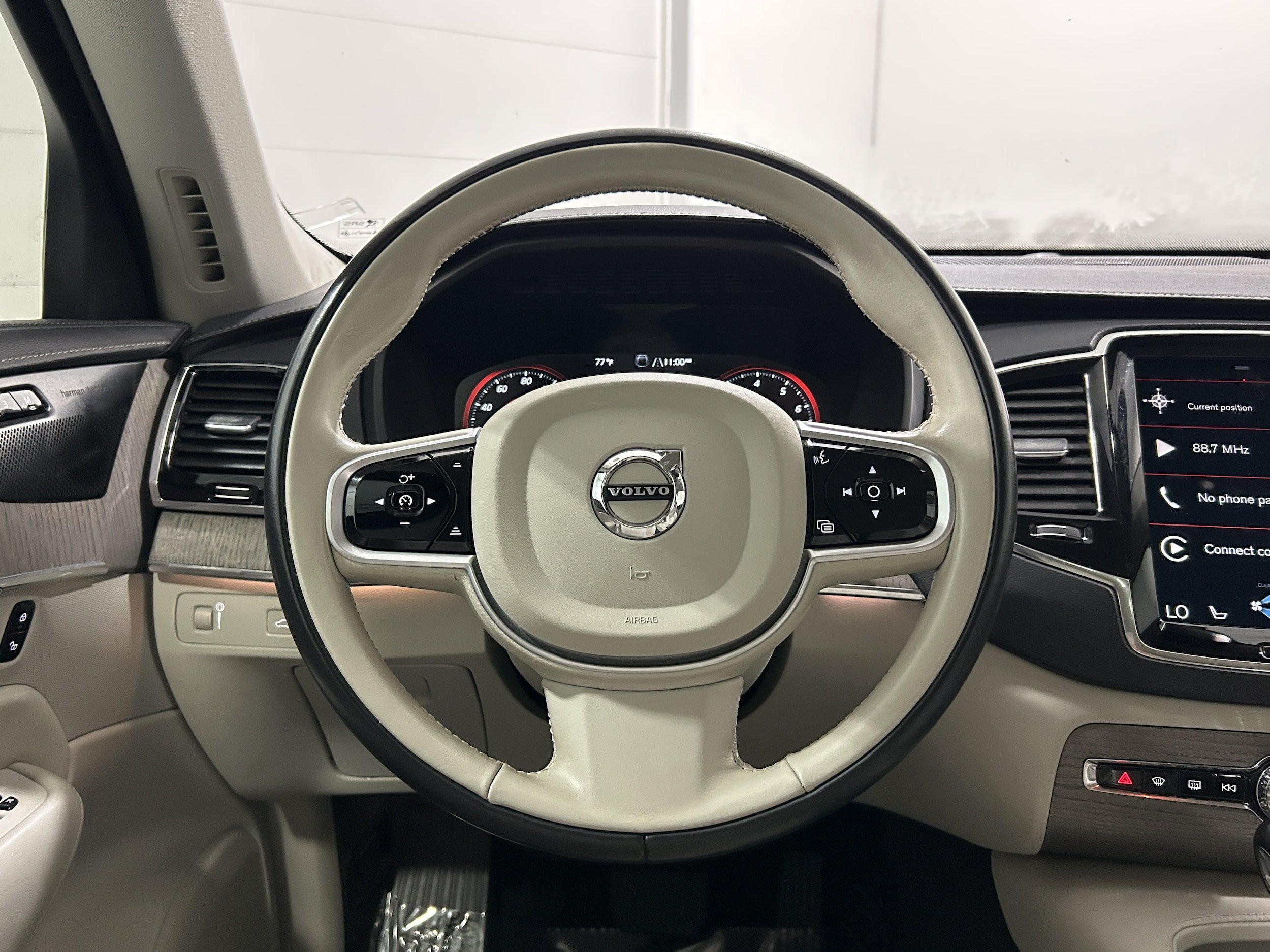 Used 2020 Volvo XC90 T6 Inscription w/ Protection Package Premier AWD/4WD image 13