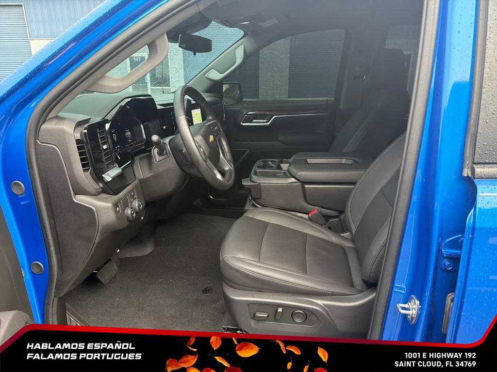 Used 2026 Chevrolet Silverado 1500 LT w/ Leather Package RWD image 12