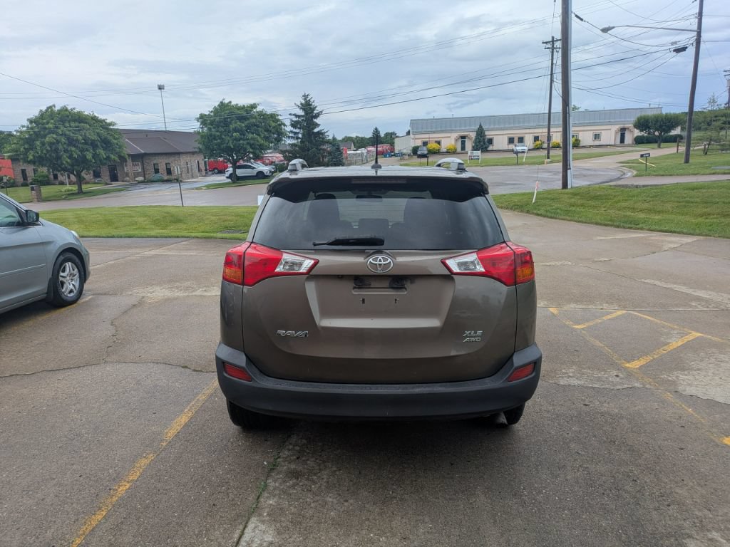 Used 2014 Toyota RAV4 XLE AWD/4WD image 6