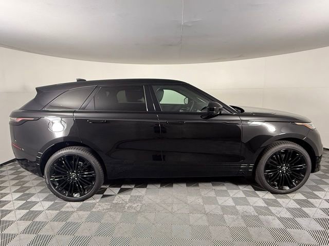 New 2026 Land Rover Range Rover Velar Dynamic SE image 8