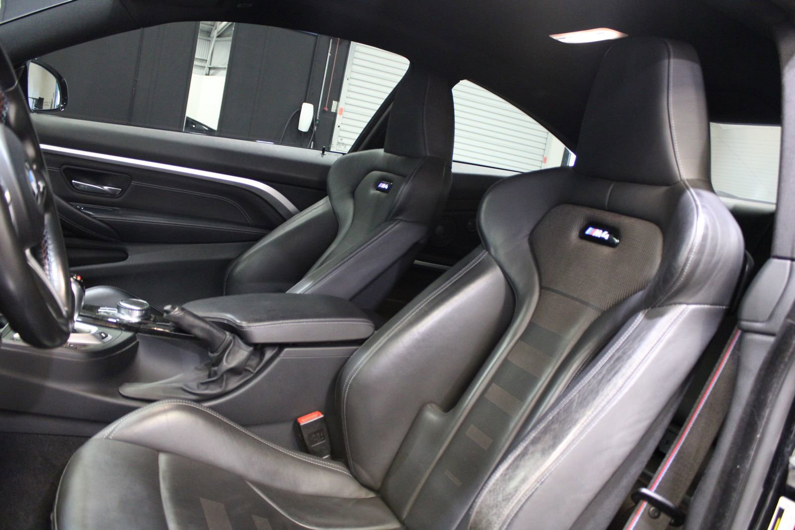 Used 2018 BMW M4 Coupe RWD image 22