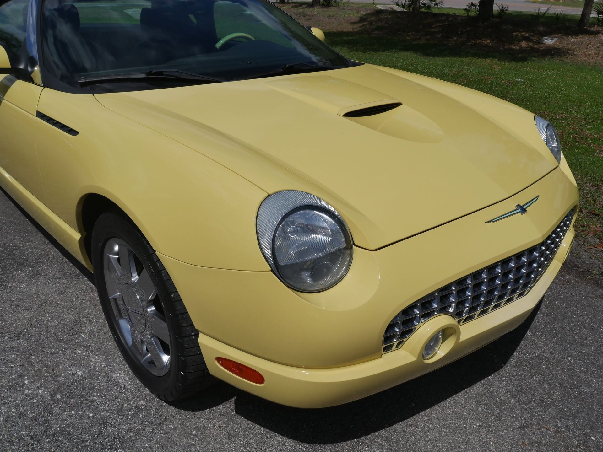 Used 2002 Ford Thunderbird RWD image 38